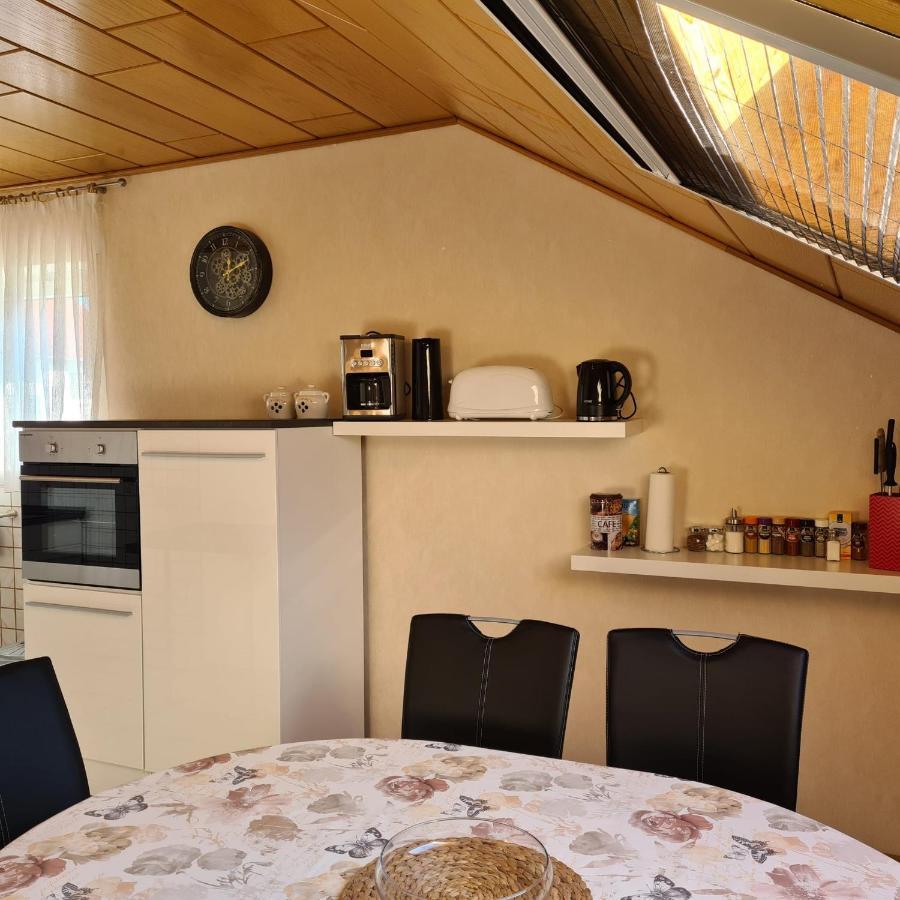 Ferienwohnung Cornelia Und Michael Persang Gbr Eppenbrunn Esterno foto